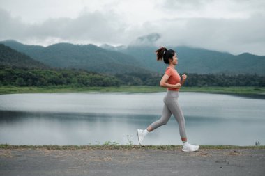 Kehidupan yang Tidak Selalu Dipenuhi Kesibukan